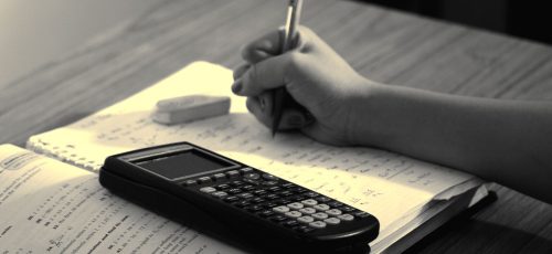 Cómo elegir entre una maestría o un MBA en dirección de empresas